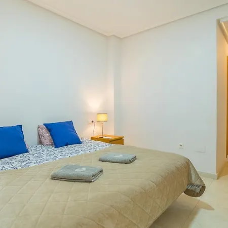 2 Bedroom 2 Bathroom Entire In With Pool Rojales